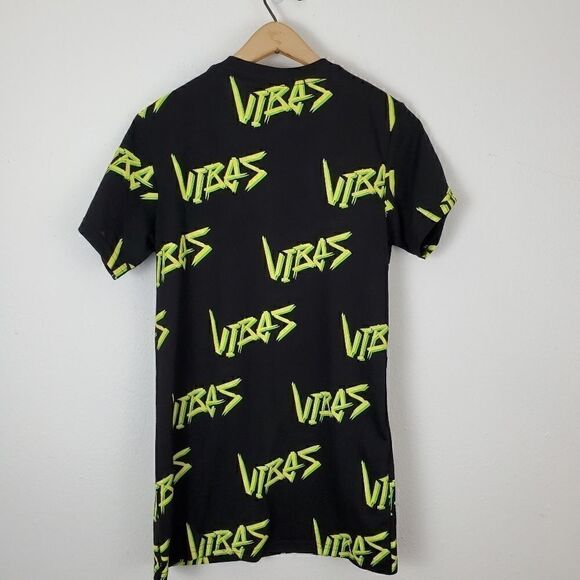 VIBES Surf Shirt Waves & Skull Size Small - Picture 6 of 6